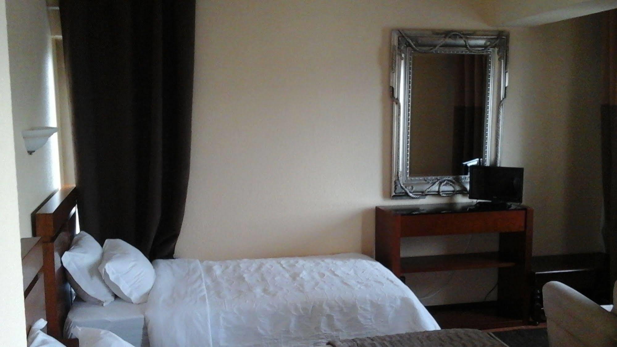 Wot Sintra Ocean Hotel Азеняс до Мар Екстериор снимка